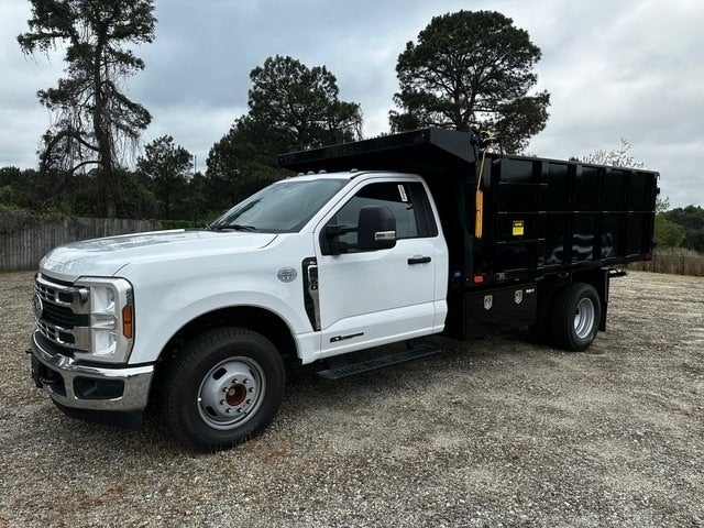 2024 Ford Chassis Cab XL